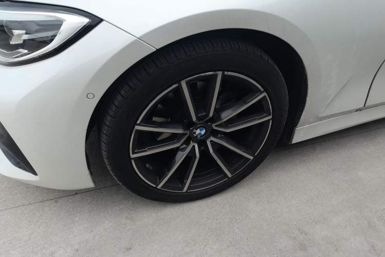 Used BMW 3 Series 2021 Second Facelift 325Li M Sport Package
