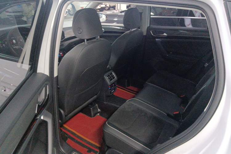 Used Volkswagen Tayron 2022 380TSI Four-Wheel Drive Luxury Connected Pro Version
