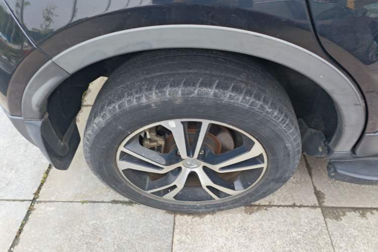 Used JMC Yusheng S330 2016 1.5L GTDi Automatic Two-Wheel Drive Prestige Edition
