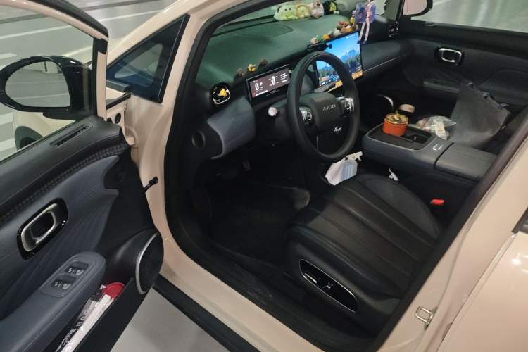 Used AION UT 2025 420 Intelligent Luxury Edition
