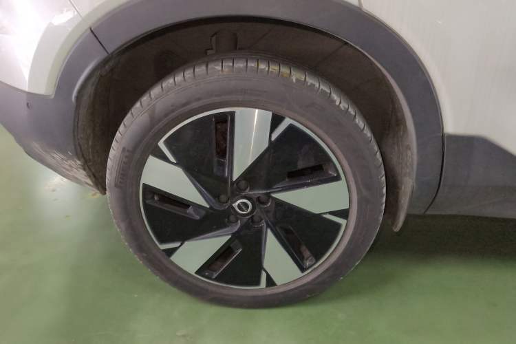 Used Volvo C40 2024 Long-Range PRO Version