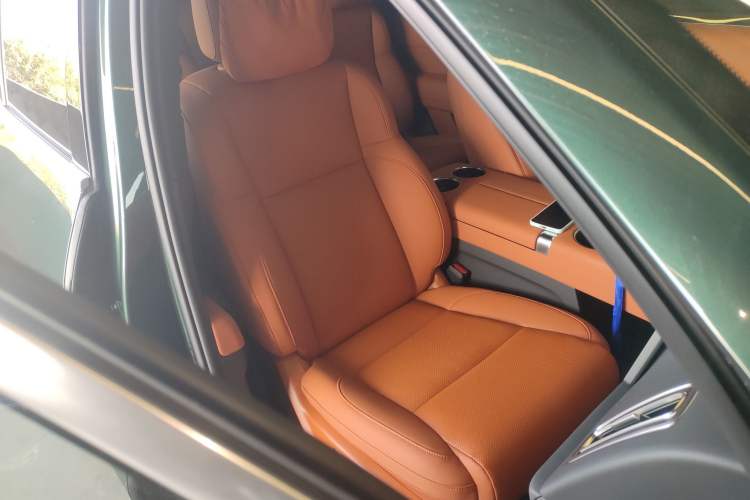 Used Li Auto L8 2025 Ultra Smart Refreshed Edition
