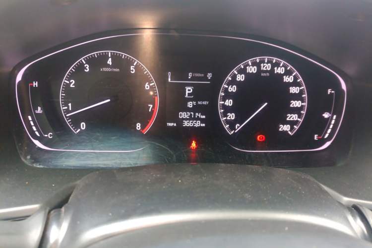 Used Honda Accord 2018 260TURBO Elite Edition China VI Odometer Close Up