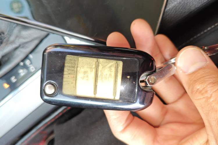 Used Roewe RX5 2019 20T Two-Wheel Drive Automatic 4G Connected Platinum Edition
