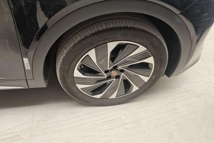 Used Hongqi HS7 PHEV 2024 2.0T PHEV Four-Wheel Drive Flagship Edition 6 Seats
