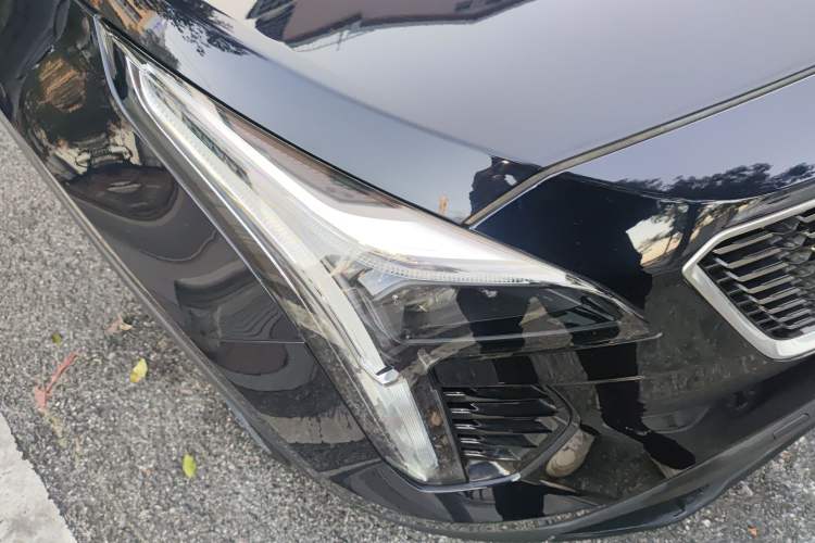 Used Cadillac XT4 2020 28T Two-Wheel Drive Tech Version