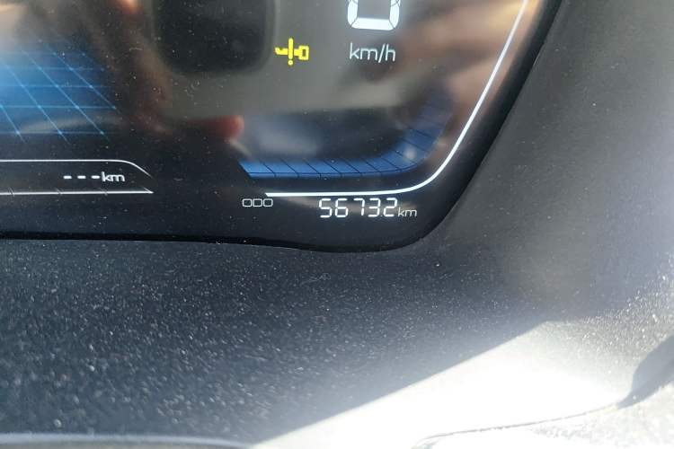 Used BYD Song PLUS New Energy 2021 DM-i 110KM Flagship Model Odometer Close Up