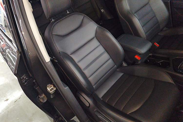 Used Volkswagen Tharu 2020 280TSI Two-Wheel Drive Luxury Plus Version China VI Standard