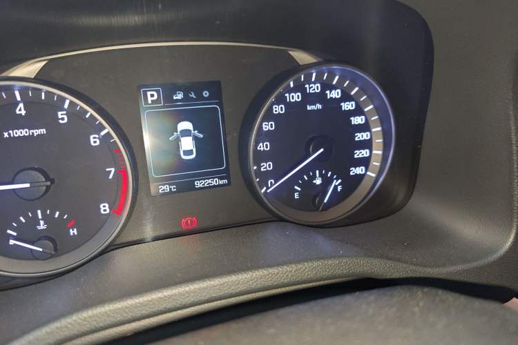 Used Hyundai Elantra (6th Generation / Lingdong) 2016 1.6L Automatic ZhiXuan – Elite Version
