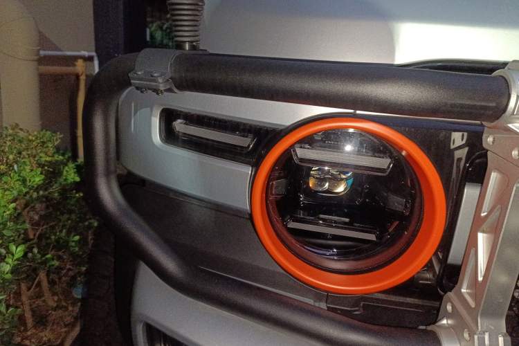 Used iCAR V23 2025 401 Two-Wheel Drive Intelligent Driving Version Right Front Headlight