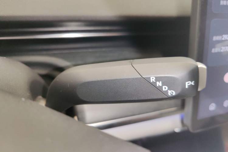 Used CHANGAN NEVO A07 2025 Blue Whale Range-Extending Version 230 Flagship Model