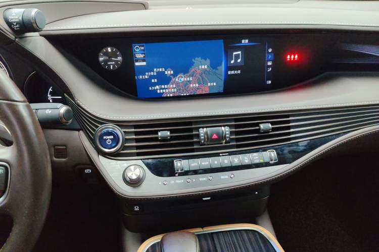 Used Lexus LS 2018 500h Premier Edition China V Standard
