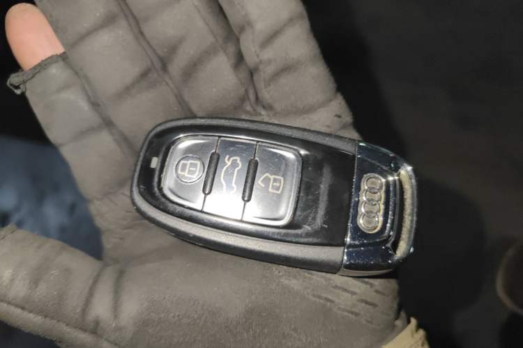 Used Audi A8 2013 A8L 45 TFSI quattro Comfort model