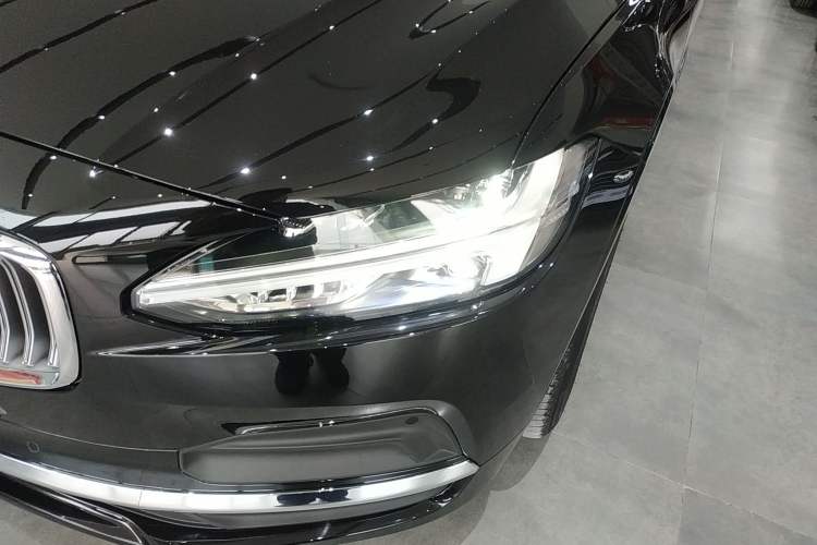 Used Volvo S90 2024 B5 Zhiyi Luxury Edition