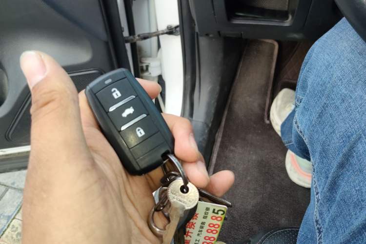 Used CHANGAN CS75 2016 1.8T Automatic Elite Model China V Standard