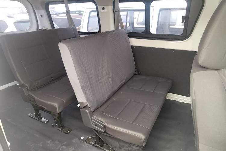 Used Chana Ruixing M60 2023 1.5L GDI Comfort-Class Passenger Vehicle 6/7 Seats
