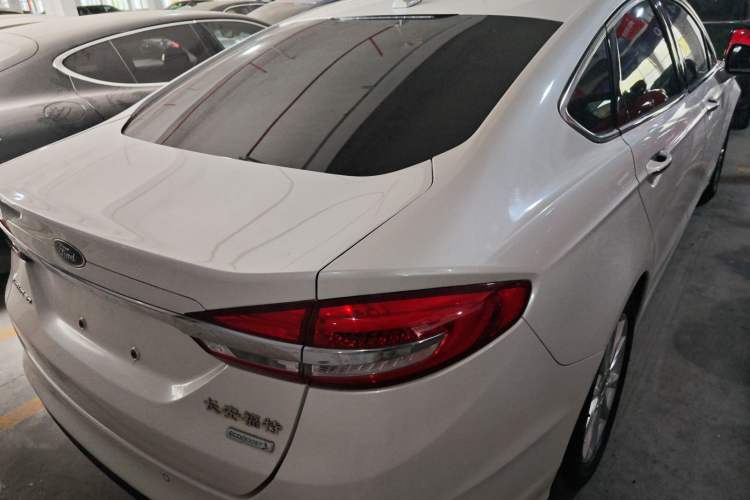 Used Ford Mondeo 2017 EcoBoost 180 Stylish Model
