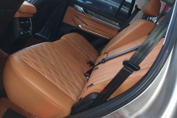 Used Tank 500 2023 3.0T Sport Edition Realm-Design 7-Seater