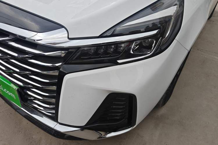 Used Buick GL8 2023 Land Executive Class 652T Luxury Model Left Front Headlight