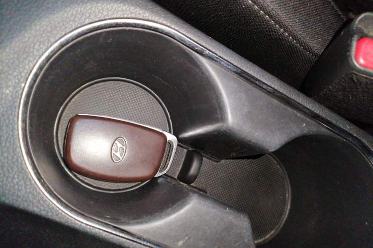 Used Hyundai Elantra (6th Generation / Lingdong) 2016 1.6L Automatic ZhiXuan – Elite Version
