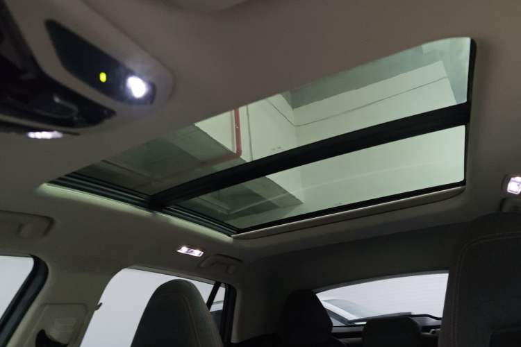 Used Lynk & Co 06 EM-P 2022 PHEV 84 km Range Pro Version
