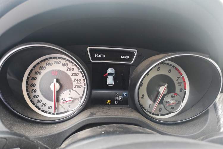 Used Mercedes-Benz GLA 2016 GLA 200 Sport Edition Instrument Cluster