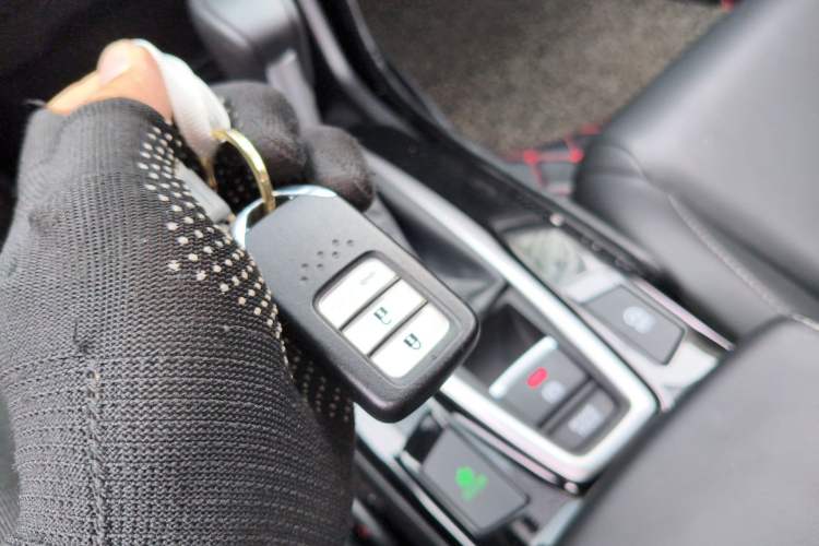 Used Honda Envix 2019 180TURBO CVT Enjoyment Edition China VI Vehicle Key