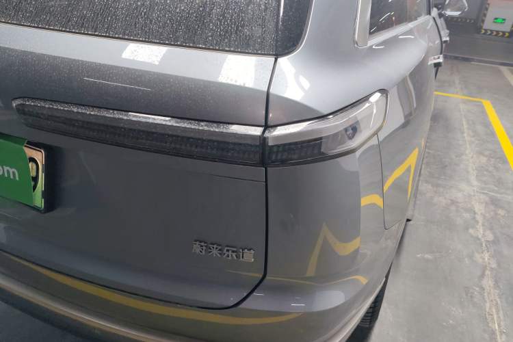 Used ONVO Luxeed L90 2025 Model—Max Six-Seater Version Exterior 3