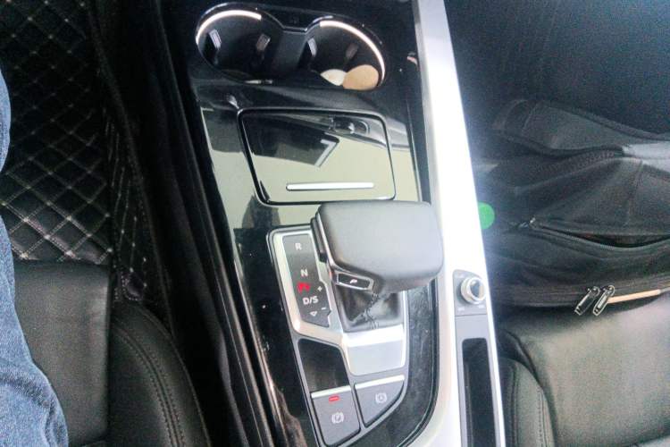 Used Audi A5 2023 Coupe 40 TFSI Fashionable and Dynamic Model
