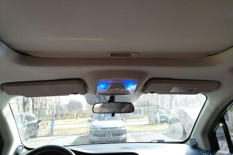 Used GAC Trumpchi GS4 2015 200T G-DCT Luxury Edition Headliner