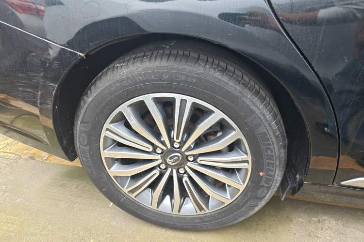 Used GAC Trumpchi GA8 2017 280T Executive Edition
