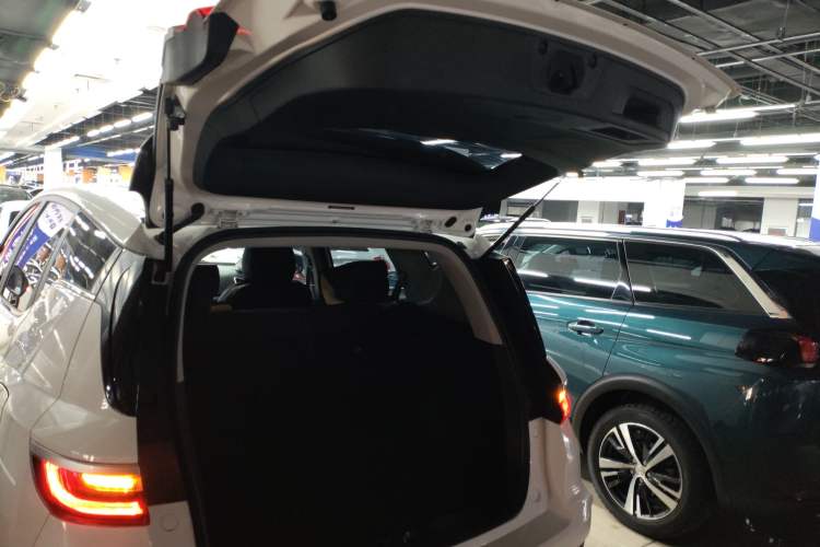 Used Geely Auto Vision X6 2020 1.4T Manual Comfort Model