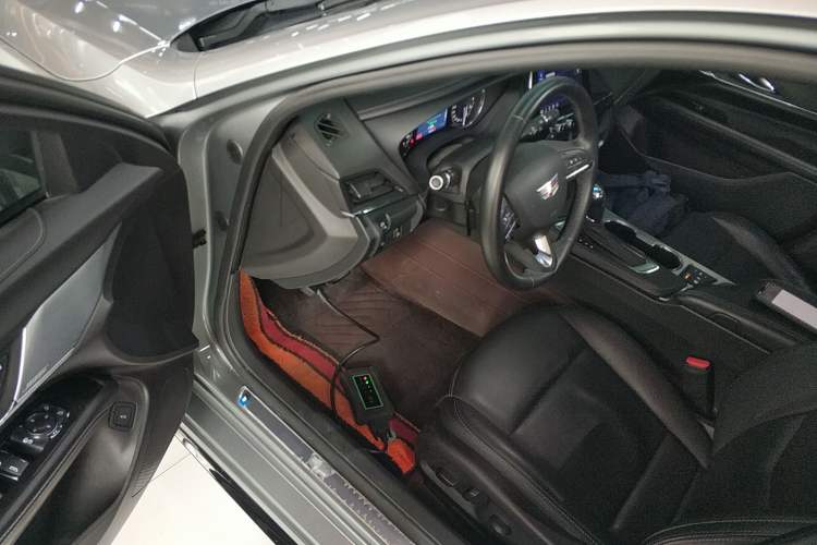 Used Cadillac CT4 2023 25T Luxury Model