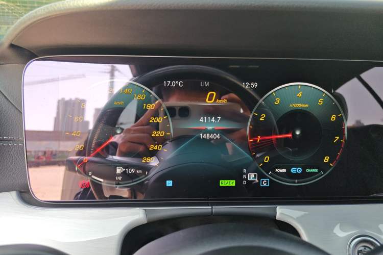 Used Mercedes-Benz E-Class 2021 E 260 Convertible Coupe
