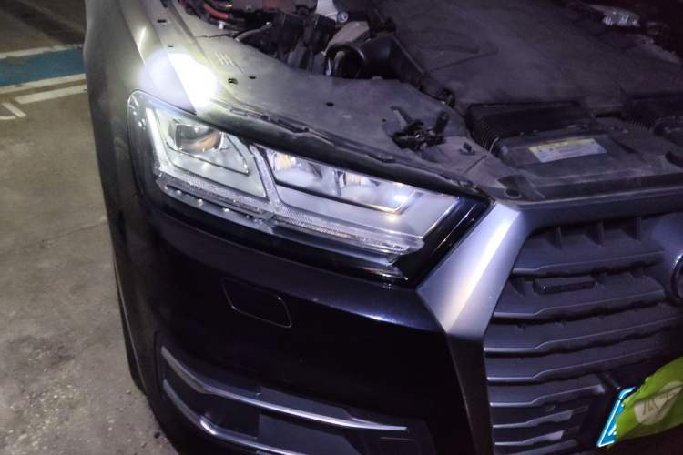 Used Audi Q7 2019 55 TFSI Technology Edition Right Front Headlight