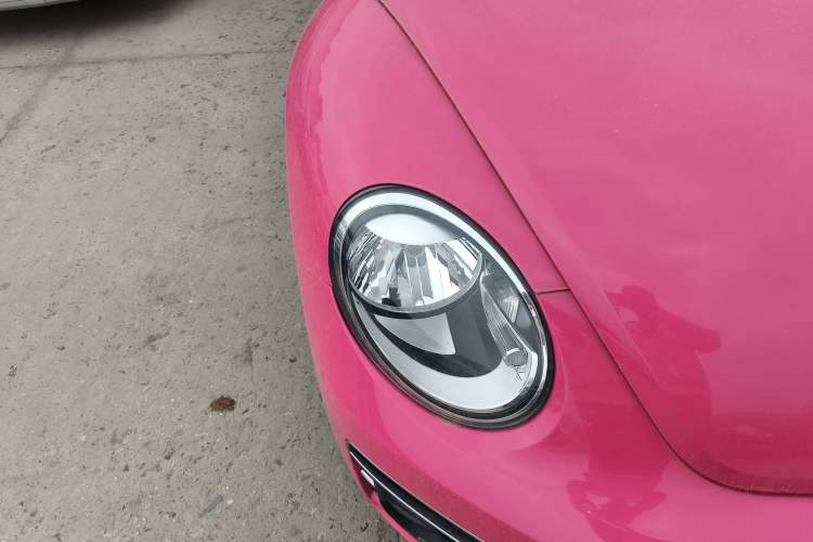 Used Volkswagen Beetle 2018 180TSI Yile Model Right Front Headlight