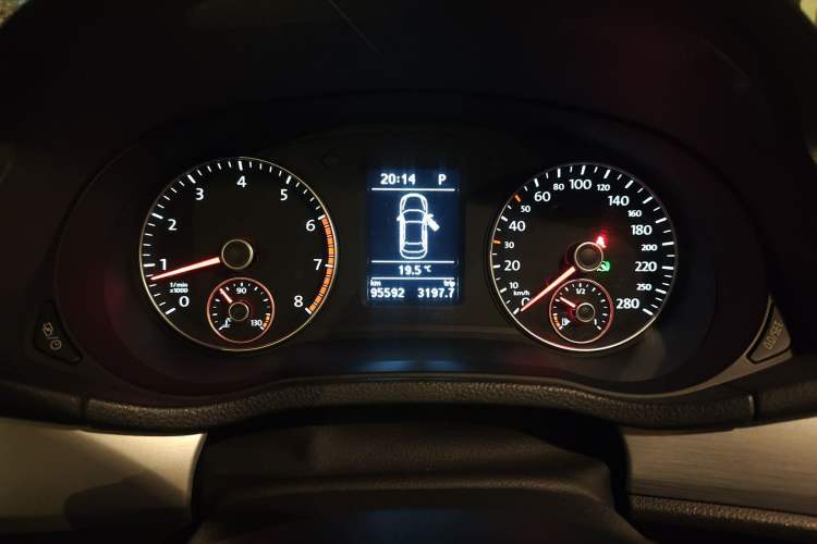 Used Volkswagen Passat 2014 1.8TSI DSG Prestige Edition