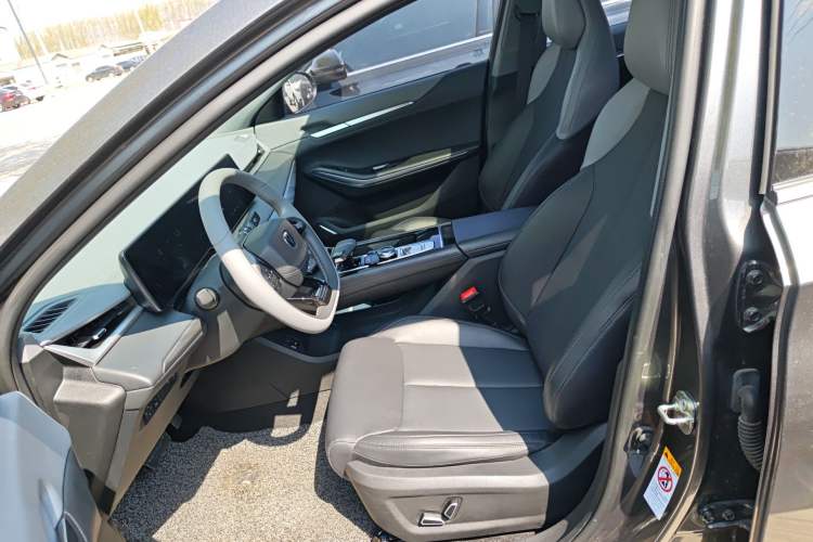 Used CHANGAN Ruicheng PLUS 2023 1.5T DCT Prestige Edition
