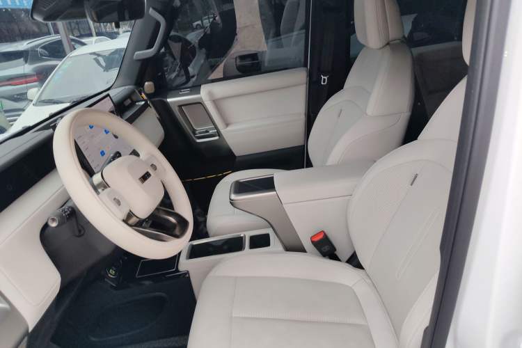 Used iCAR V23 2026 Model 401 Two-Wheel Drive Super Sports Edition
