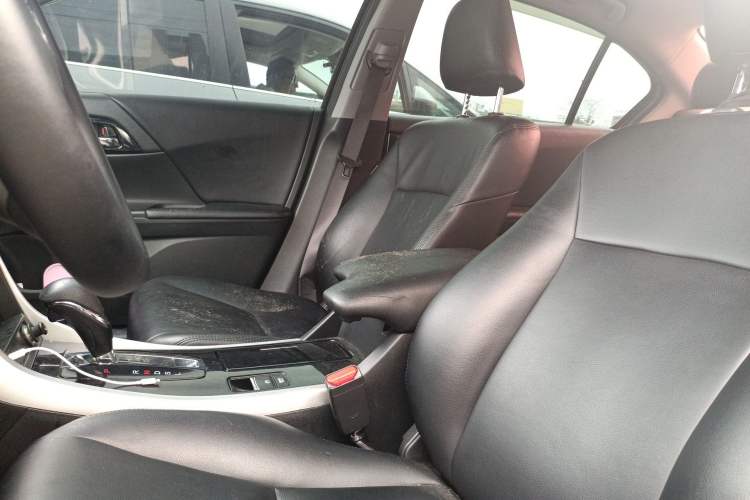 Used Honda Accord 2016 2.0L Comfort Edition Left Front Seat