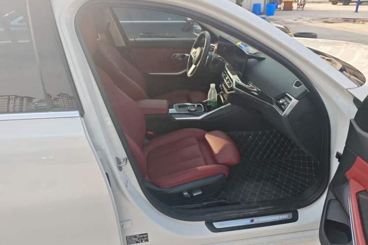 Used BMW 3 Series 2023 325Li M Sport Package Right Front Seat