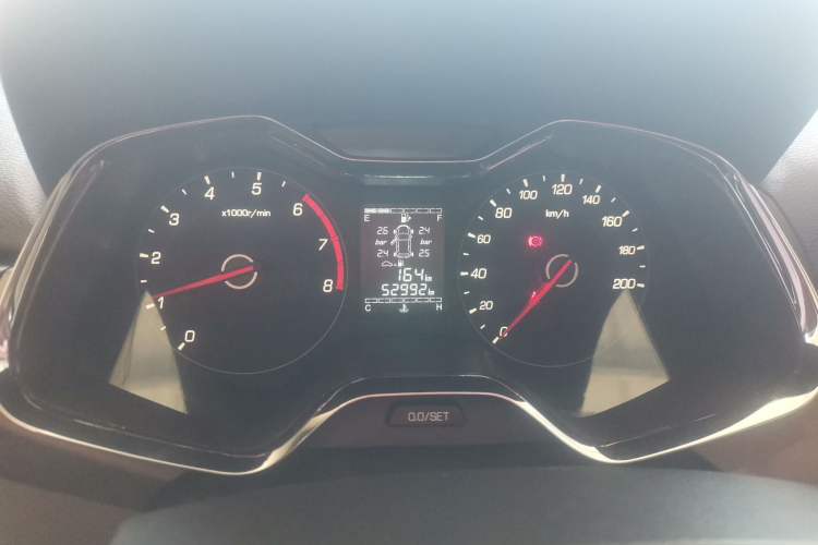 Used Baojun 310W 2017 1.5L Manual Fashion Model China V Instrument Cluster
