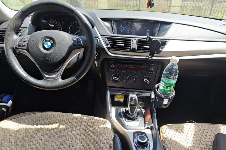 Used BMW X1 2014 sDrive18i Fashion Model Center Console