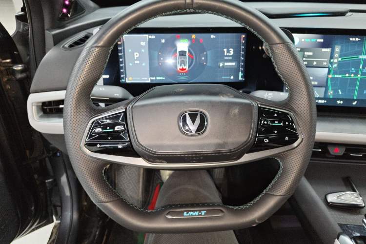 Used CHANGAN UNI-T 2023 2nd Generation 1.5T Flagship Version
