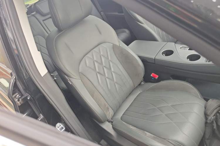 Used JETOUR Shanhai L9 2024 1.5TD 2DHT Pro 7-Seater Right Front Seat