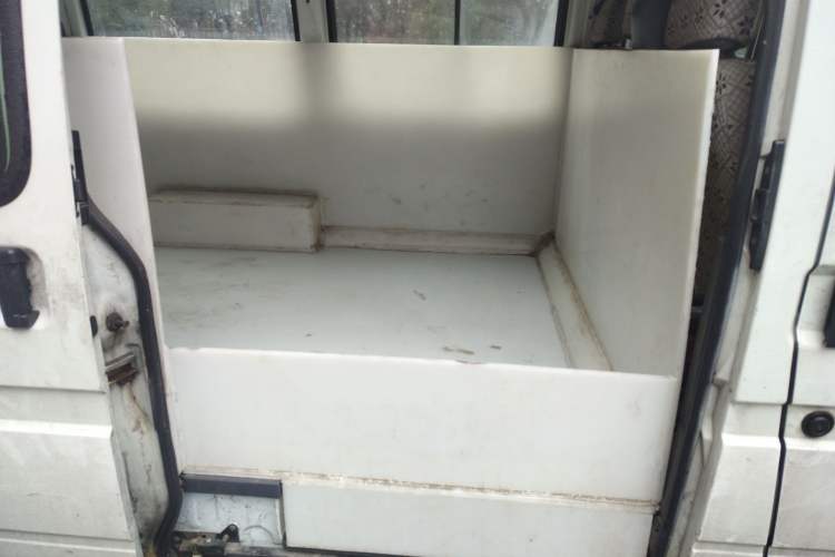 Used Ford Classic Transit 2016 2.8T Diesel Short-Wheelbase 6-Seater Mid-Roof Multifunction Vehicle JX493ZLQ4