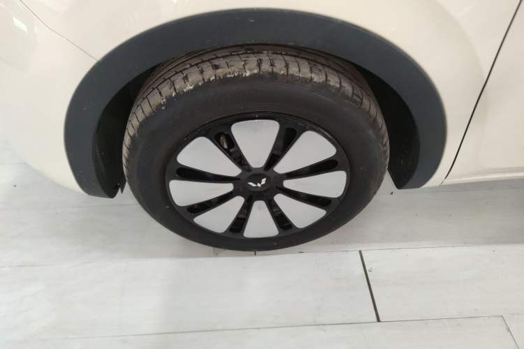 Used Wuling Bingo 2025 333 km Enjoyment Version Left Front Wheel Hub