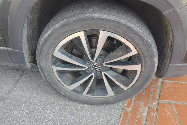 Used Volkswagen Tharu 2021 280TSI Two-Wheel-Drive Luxury Plus Edition
