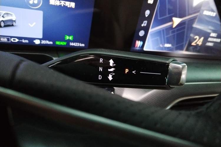 Used Buick GL8 New Energy 2025 Lu Shang Luxury Edition 7-Seater