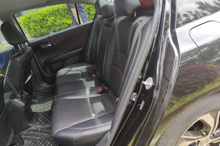 Used Honda Accord 2016 2.0L Elite Edition
